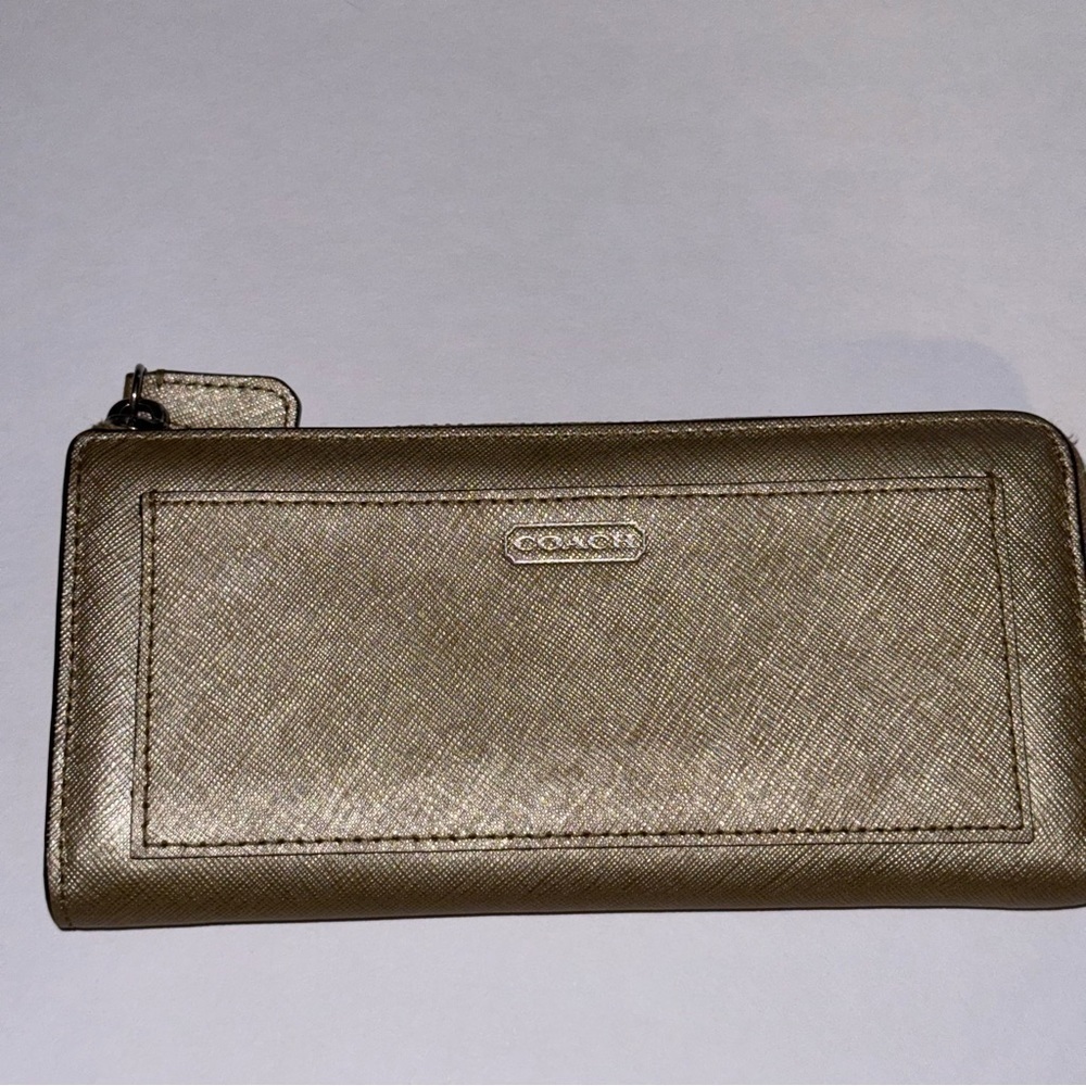 COACH Gold shimmer accordion large wallet - pre loved​​​​​